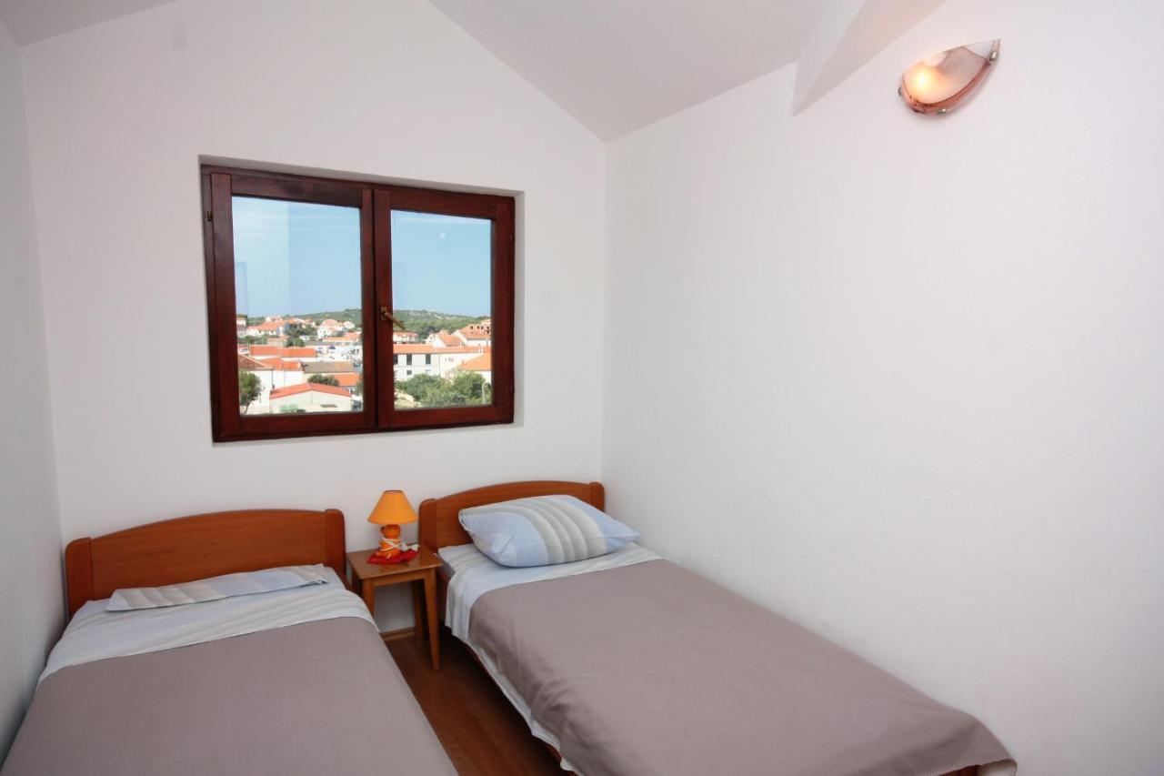 Apartments With A Parking Space Jezera, Murter - 5109 Екстер'єр фото